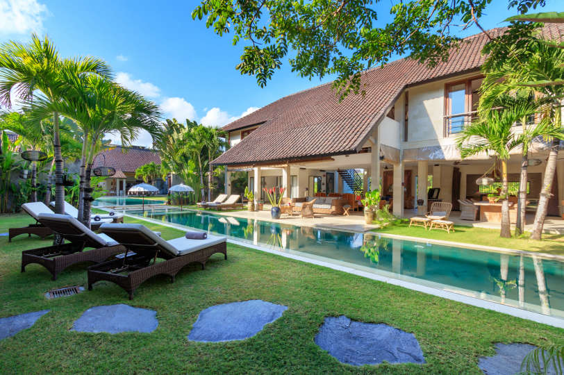Luksuzna vila s 5 spalnicami in zasebnim bazenom, Bali Villa 2055