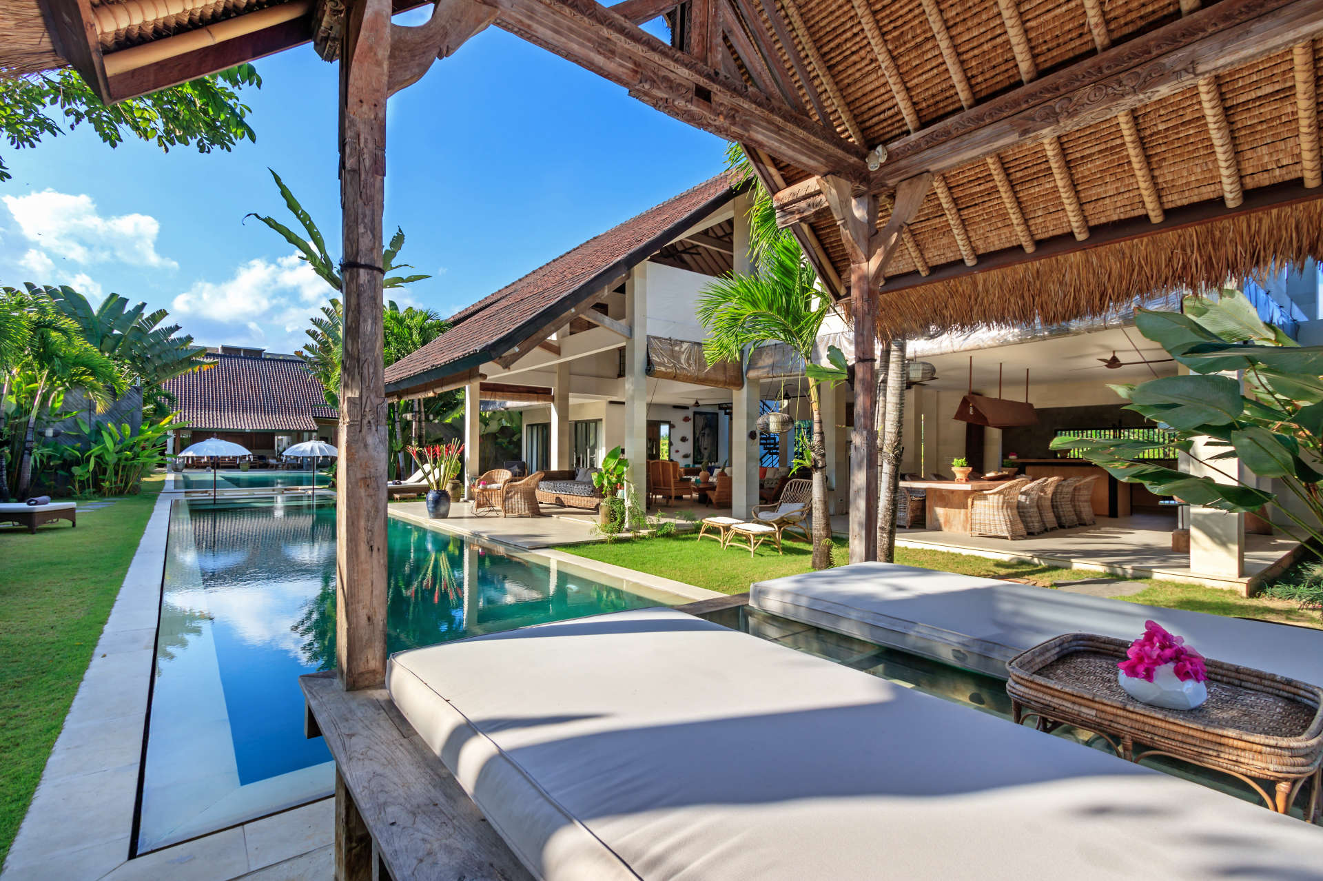 Luksuzna vila s 5 spalnicami in zasebnim bazenom, Bali Villa 2055