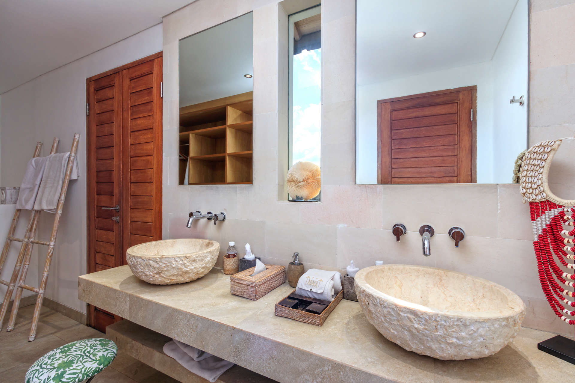 Luksuzna vila s 5 spalnicami in zasebnim bazenom, Bali Villa 2055