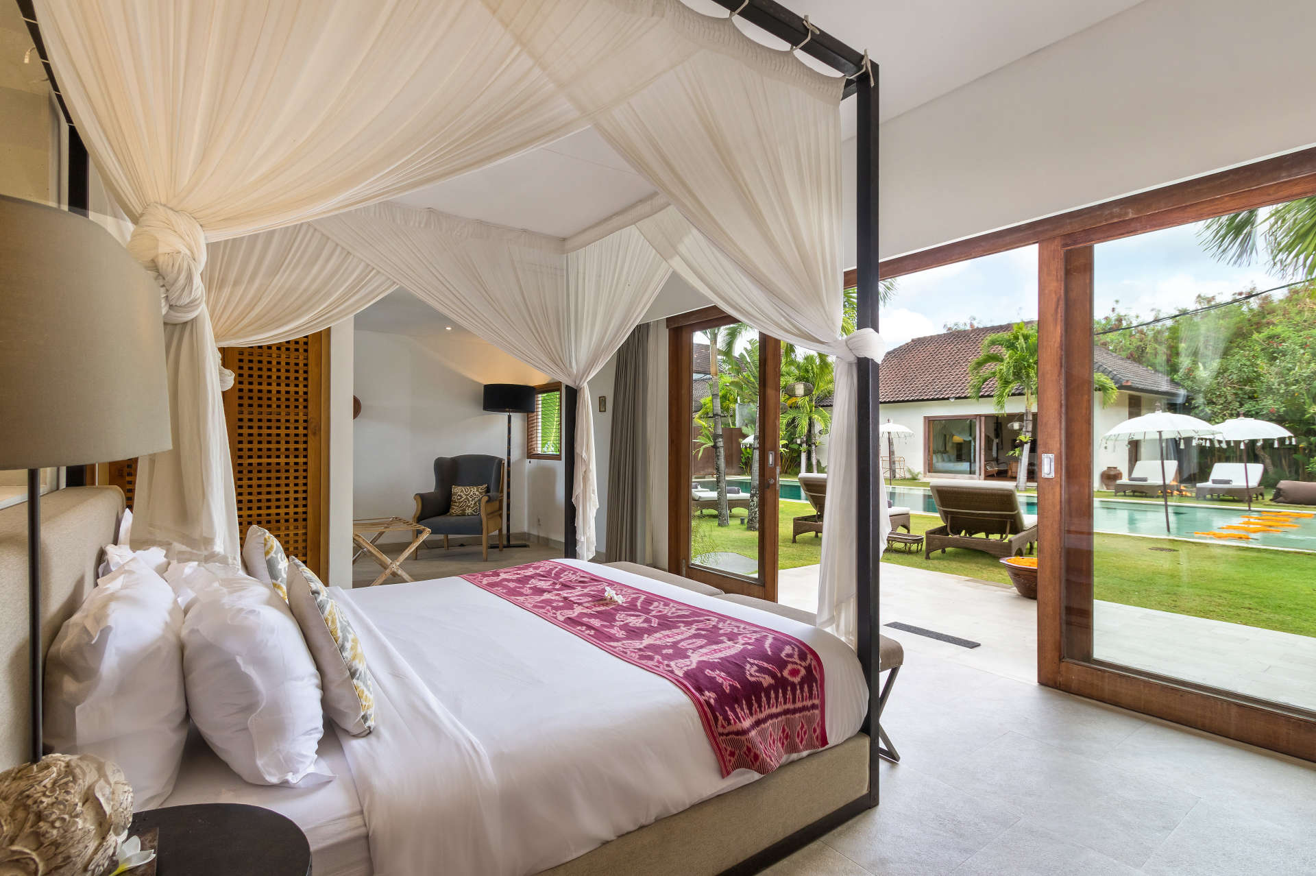 Vila s 5 zvezdicami na Baliju, le nekaj minut od plaže, Bali Villa 2056