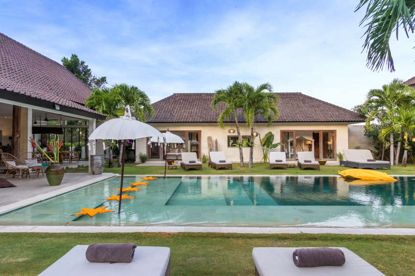 Vila s 5 zvezdicami na Baliju, le nekaj minut od plaže, Bali Villa 2056