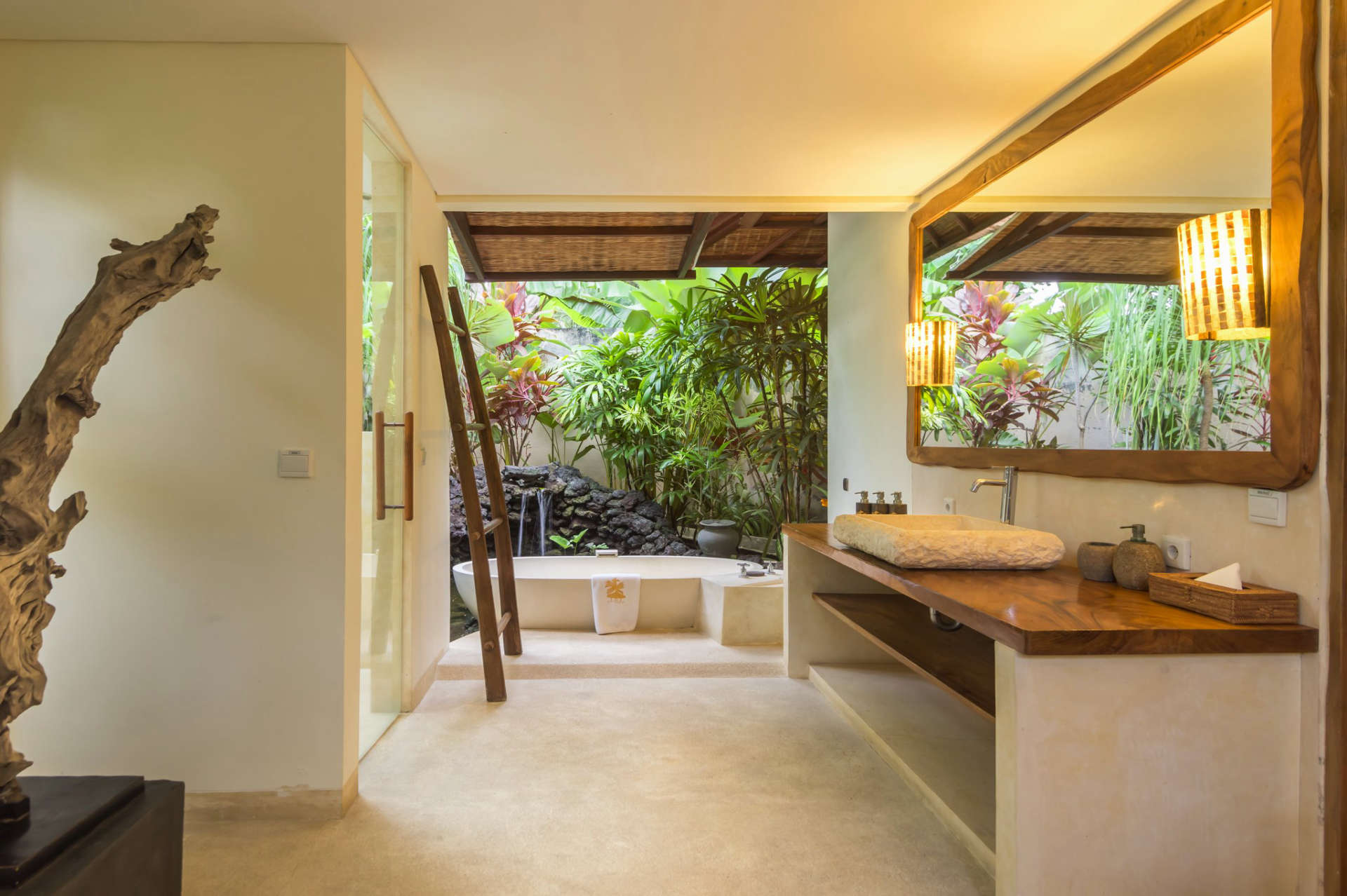 Vila s 5 zvezdicami na Baliju, nekaj minut od plaže, Bali Villa 2064