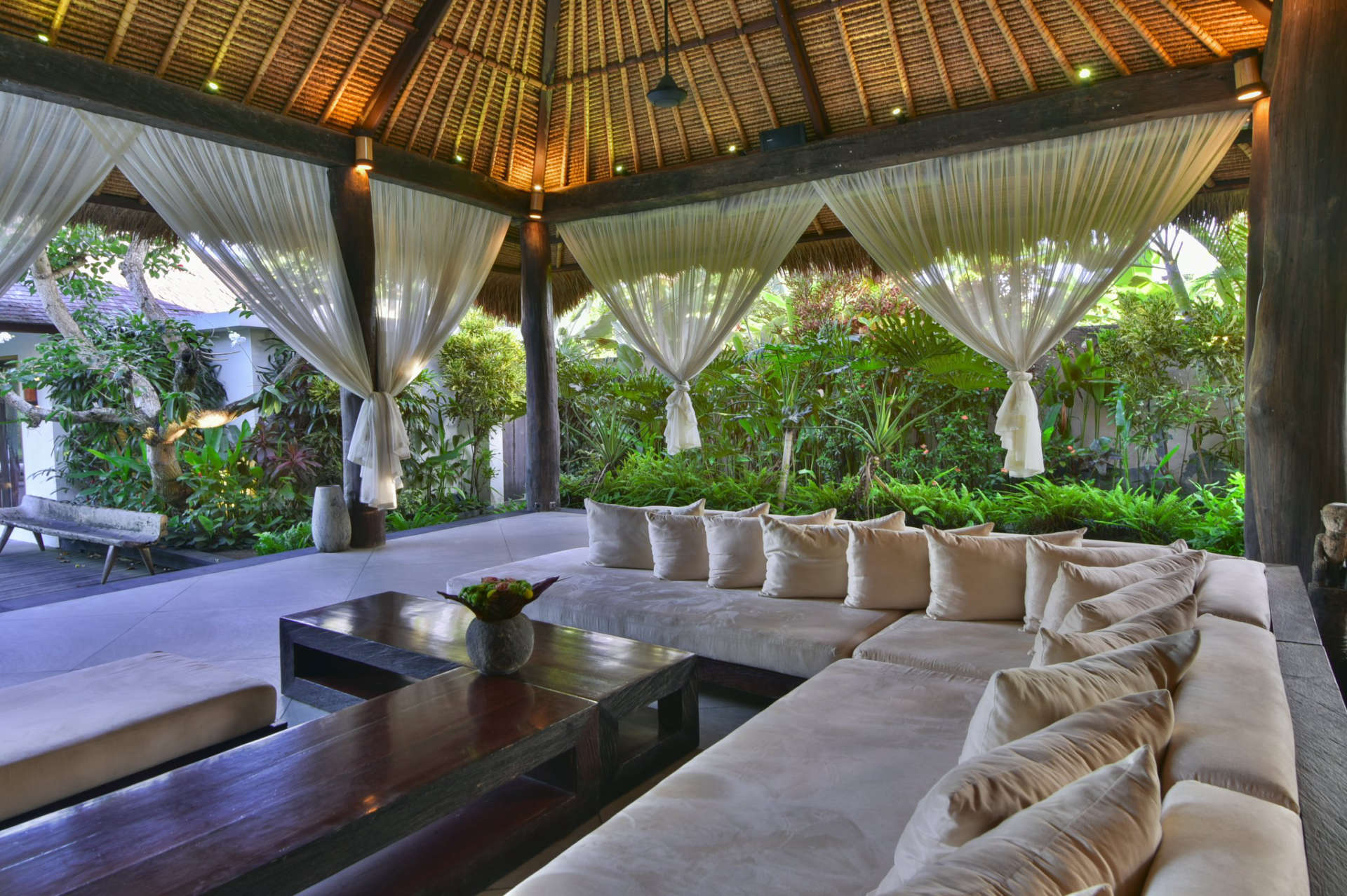 Vila s 5 zvezdicami na Baliju, nekaj minut od plaže, Bali Villa 2064