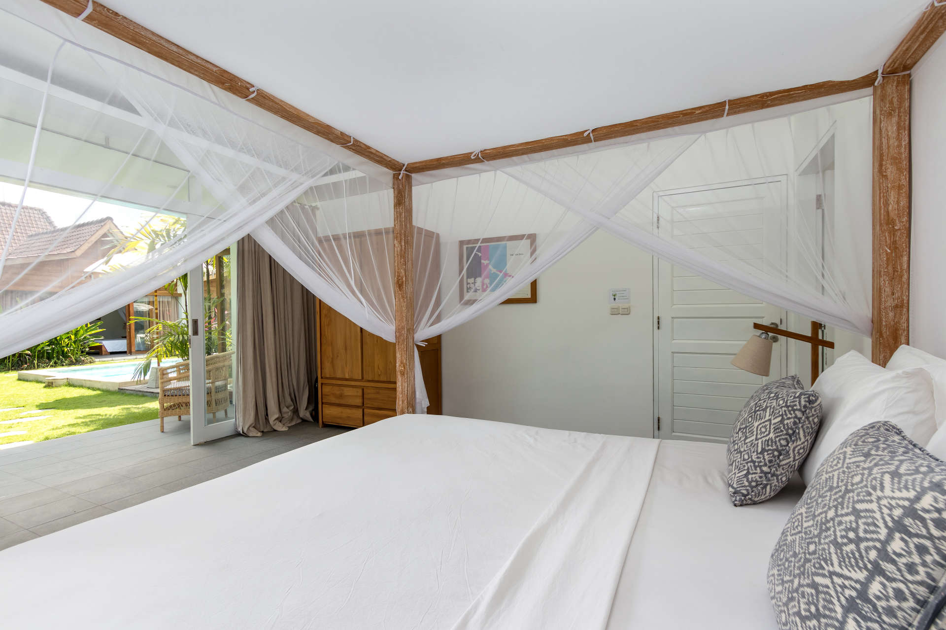 Luksuzna vila s 4 spalnicami in zasebnim bazenom, Bali Villa 2067