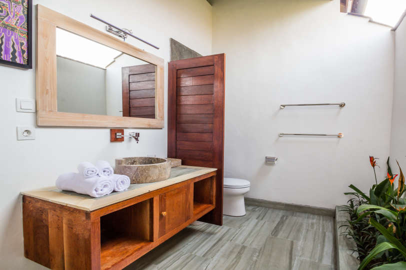 Vila s 5 zvezdicami za najem na Baliju, Bali Villa 2068