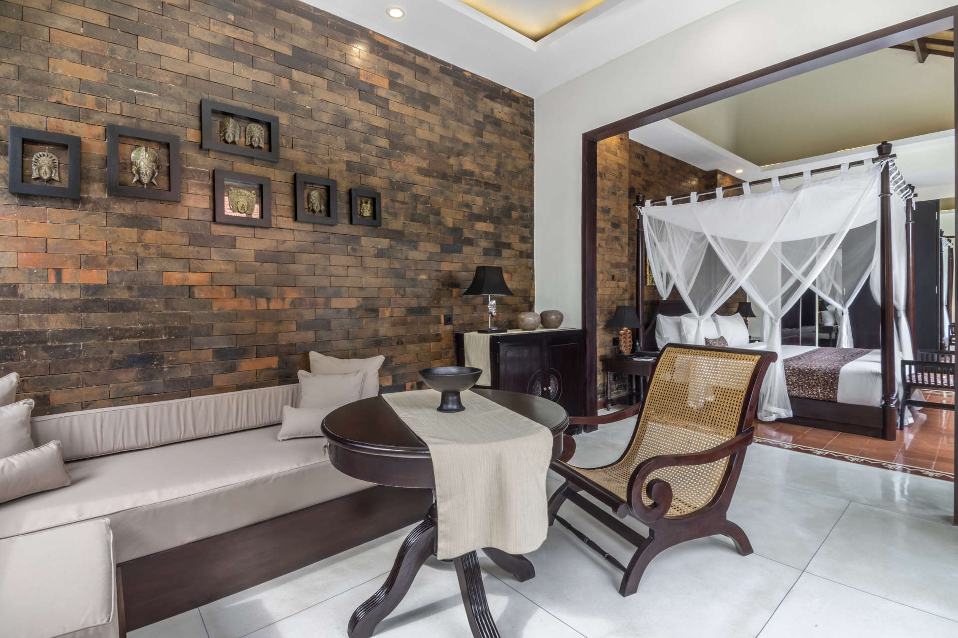Popoln vodnik za najem vaše ekskluzivne počitniške vile v Umalasu z zasebnim bazenom in polnim osebjem, Villa Bali 2079
