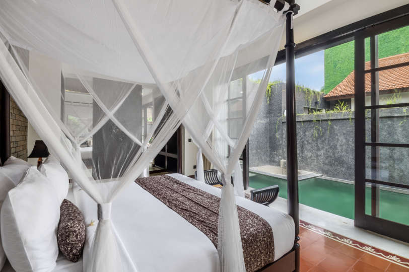 Popoln vodnik za najem vaše ekskluzivne počitniške vile v Umalasu z zasebnim bazenom in polnim osebjem, Villa Bali 2079