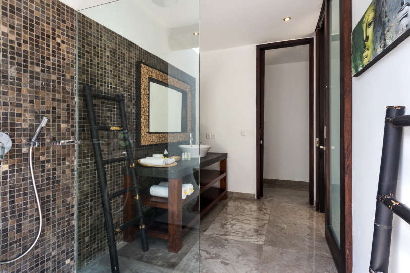 Vila s 5 zvezdicami na Baliju, le nekaj minut od plaže, Bali Villa 2080