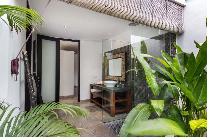 Vila s 5 zvezdicami na Baliju, le nekaj minut od plaže, Bali Villa 2080