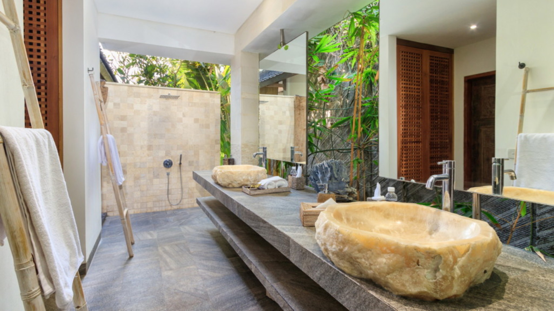 5-zvezdična vila za najem na Baliju, Bali Villa 2084