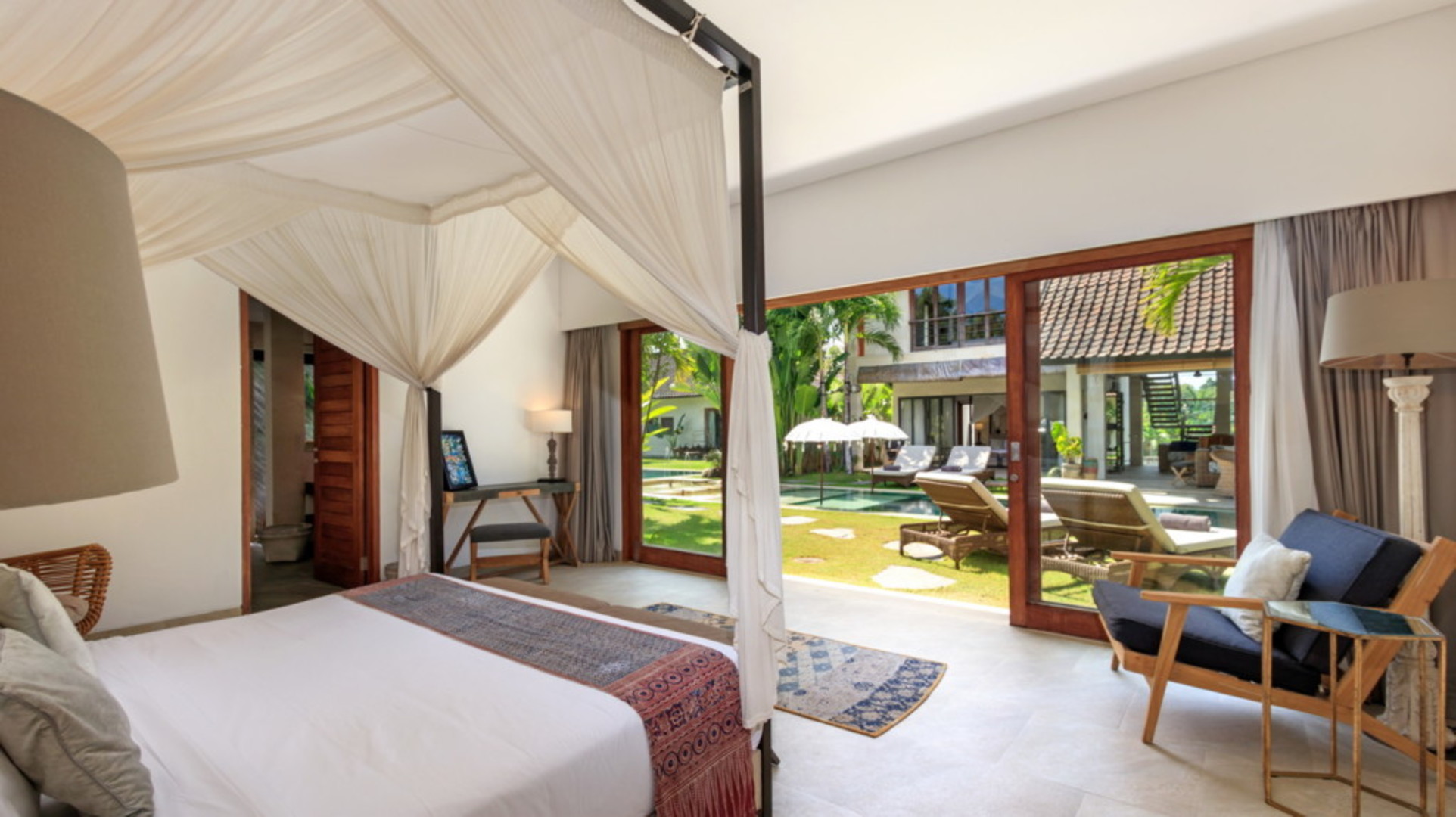 5-zvezdična vila za najem na Baliju, Bali Villa 2084