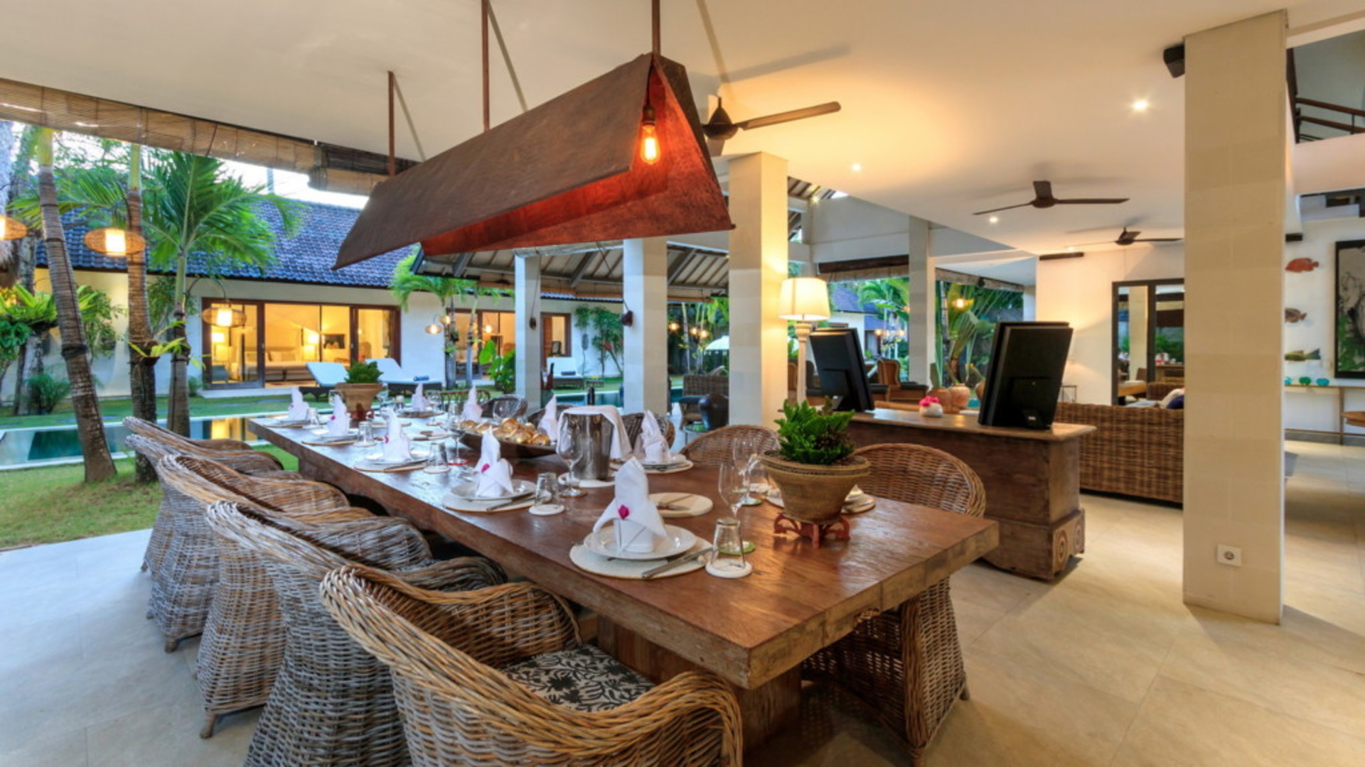 5-zvezdična vila za najem na Baliju, Bali Villa 2084