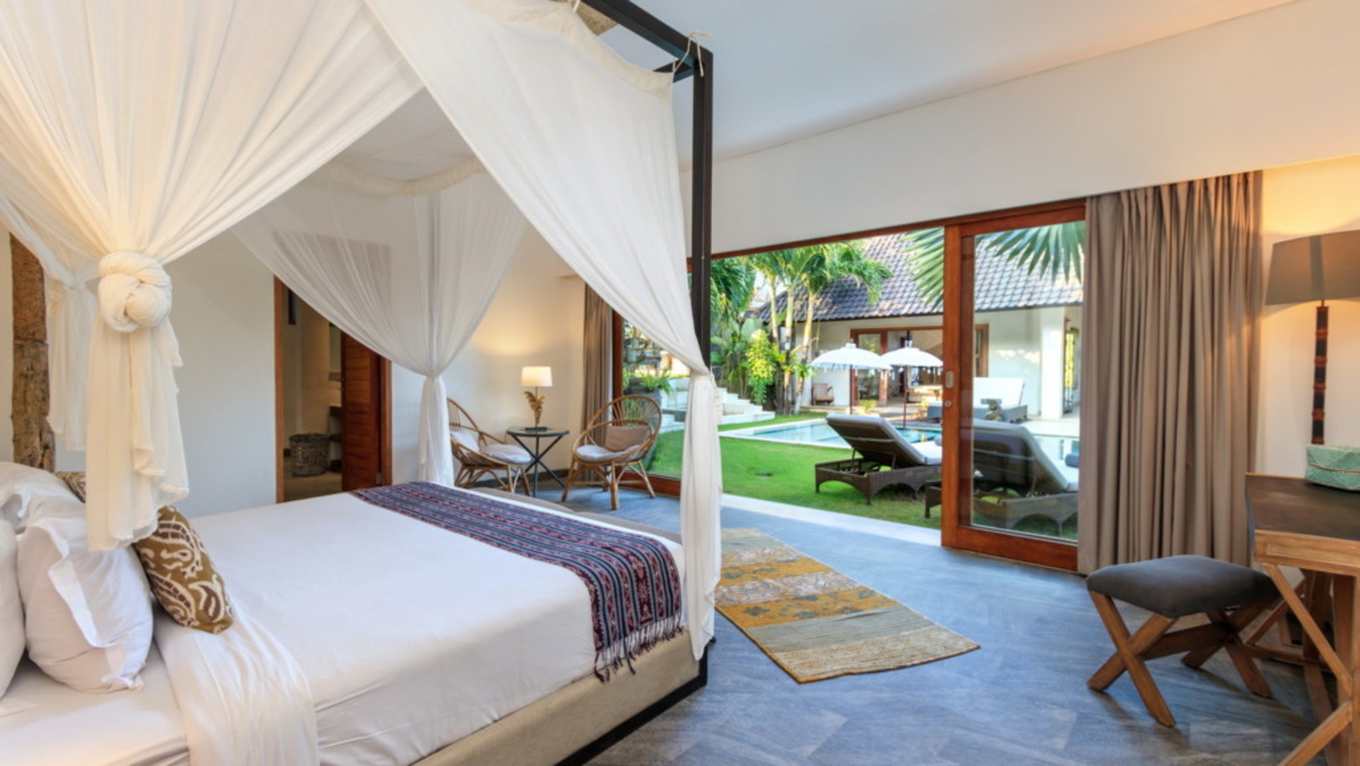 5-zvezdična vila za najem na Baliju, Bali Villa 2084