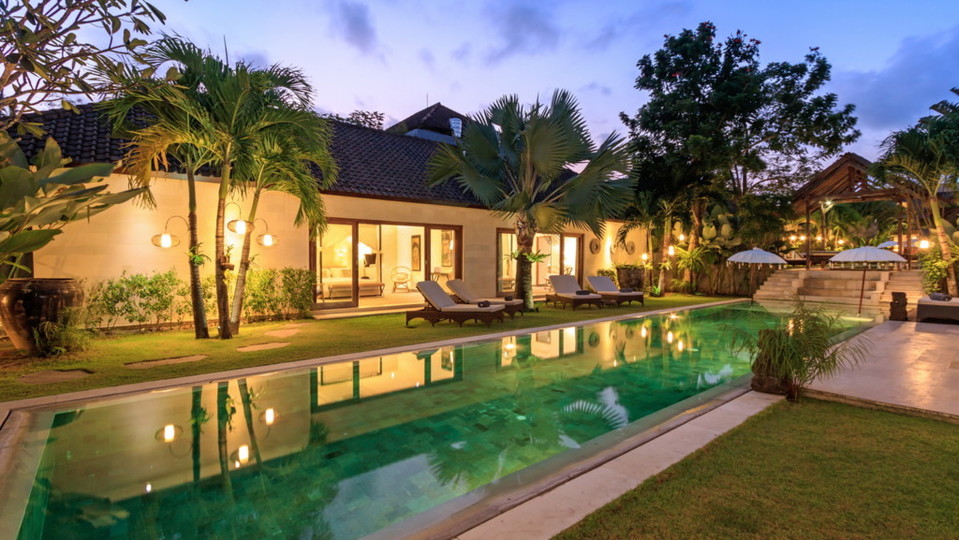 5-zvezdična vila za najem na Baliju, Bali Villa 2084