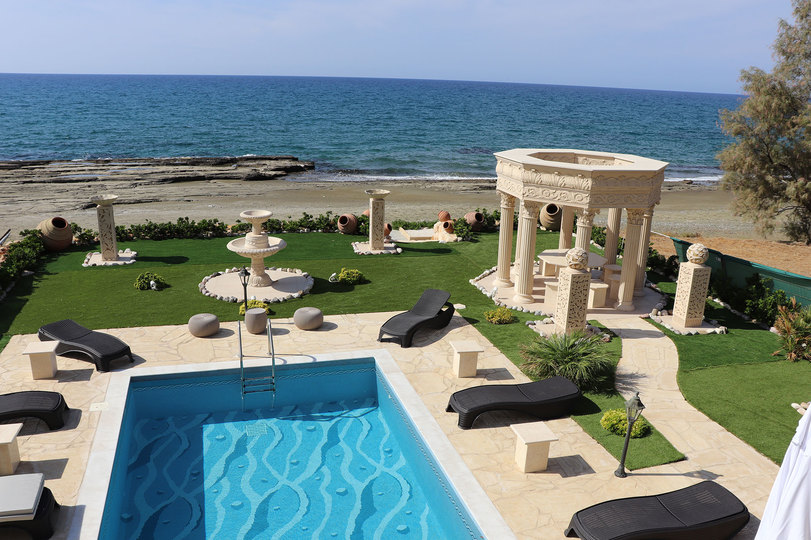 Predstavljajte si, da najamete lastno zasebno ciprsko vilo s 5 zvezdicami na plaži, Paphos Villa 1410