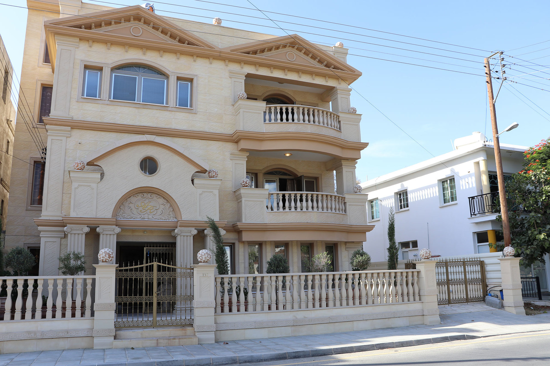 Predstavljajte si, da najamete lastno zasebno ciprsko vilo s 5 zvezdicami na plaži, Paphos Villa 1410