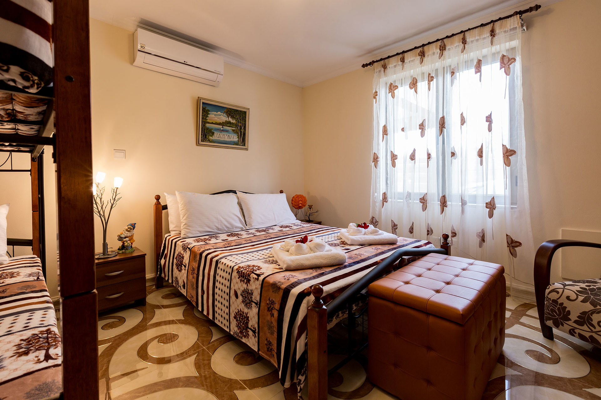 Predstavljajte si, da najamete lastno zasebno ciprsko vilo s 5 zvezdicami na plaži, Paphos Villa 1410