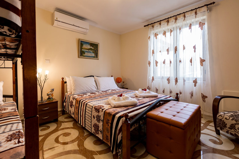 Predstavljajte si, da najamete lastno zasebno ciprsko vilo s 5 zvezdicami na plaži, Paphos Villa 1410