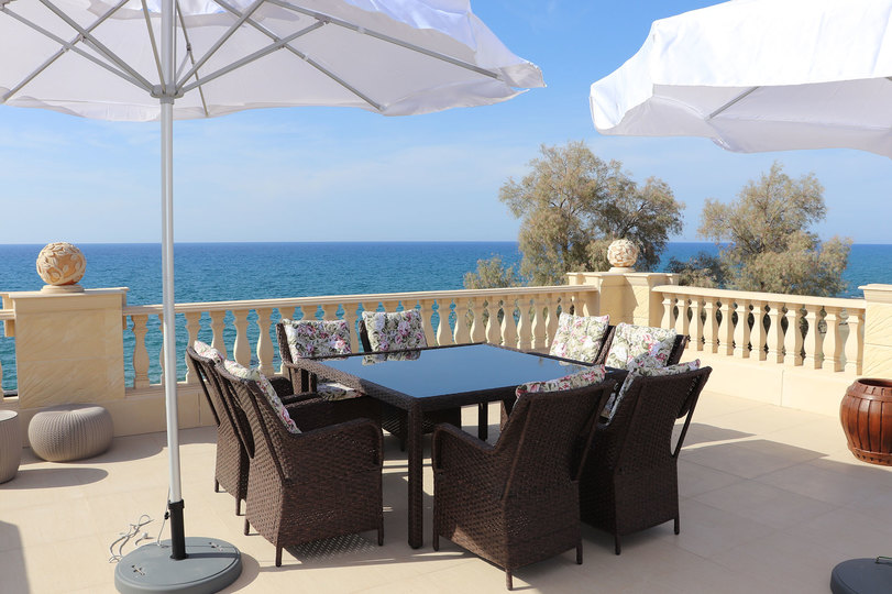 Predstavljajte si, da najamete lastno zasebno ciprsko vilo s 5 zvezdicami na plaži, Paphos Villa 1411