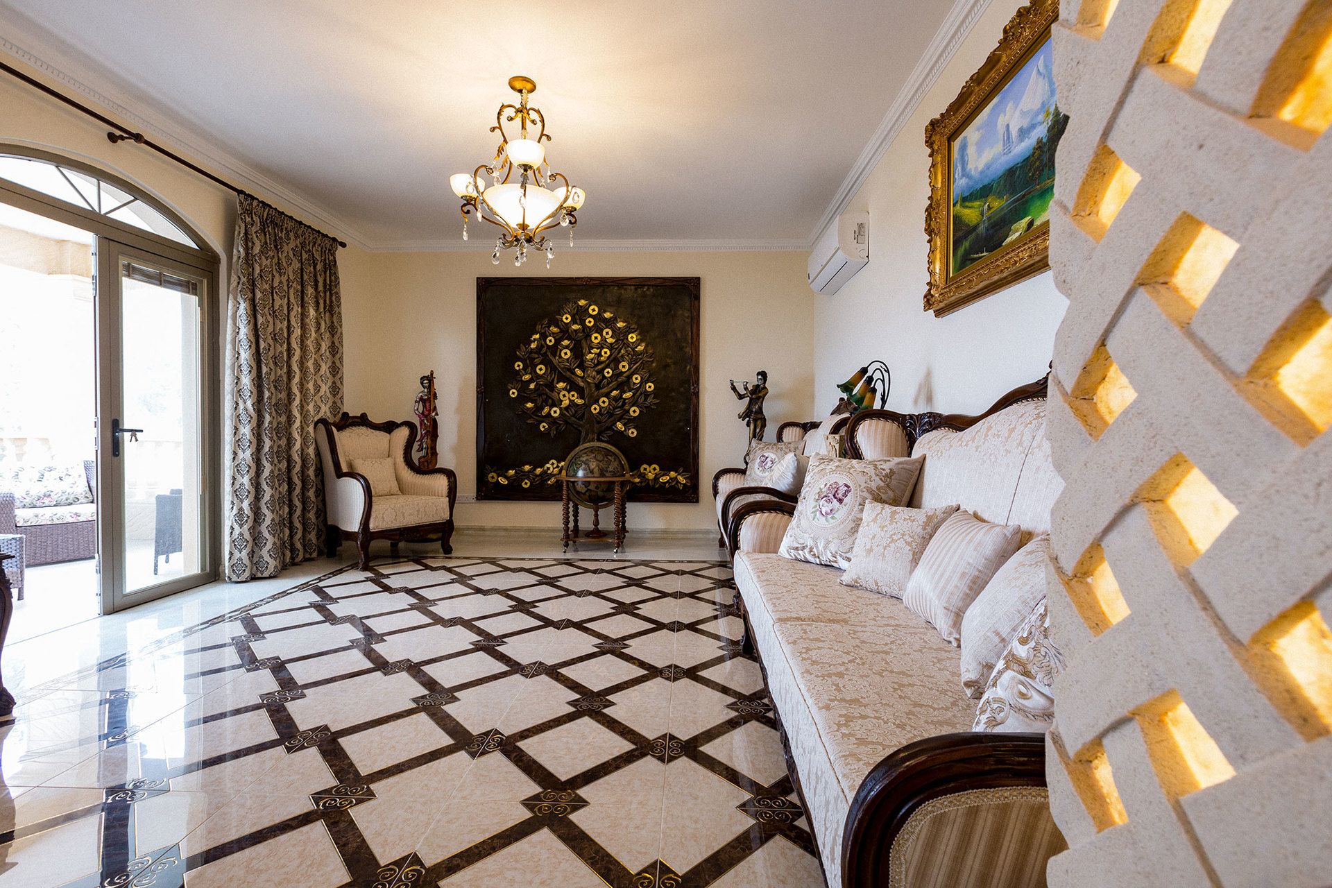 Predstavljajte si, da najamete lastno zasebno ciprsko vilo s 5 zvezdicami na plaži, Paphos Villa 1411