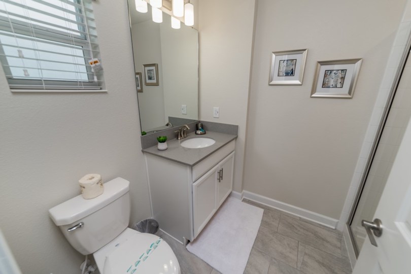 Končno lahko vi in vaša družina najamete luksuzno hišo v letovišču Storey Lake z zasebnim bazenom, Townhome Orlando 1002