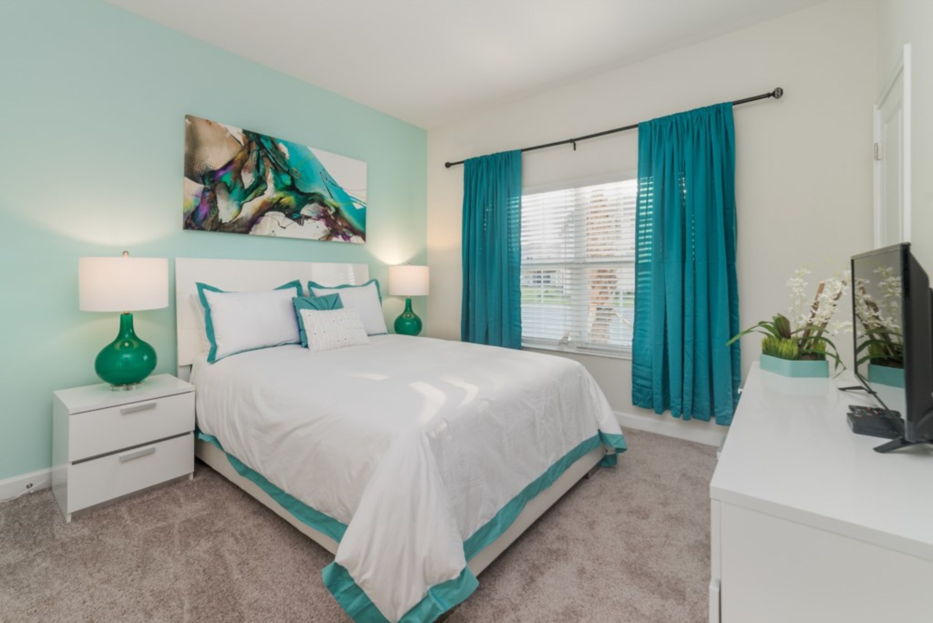 Vam in vaši družini bo všeč ta hiša s 5 zvezdicami in zasebnim bazenom v letovišču Storey Lake, Orlando TownHome 1004