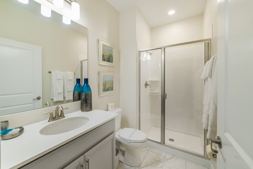 Vam in vaši družini bo všeč ta hiša s 5 zvezdicami in zasebnim bazenom v letovišču Storey Lake, Orlando TownHome 1004