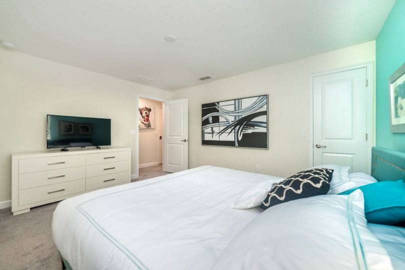 Vam in vaši družini bo všeč ta hiša s 5 zvezdicami in zasebnim bazenom v letovišču Storey Lake, Townhome Orlando 6414