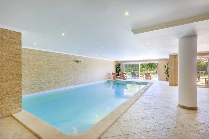 Čudovita vila z zasebnim bazenom, blizu plaže, Faro Villa 1007