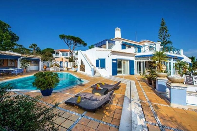 Kako najeti lastno zasebno luksuzno počitniško vilo z zasebnim bazenom na Vale Do Lobo, vila Faro 1033