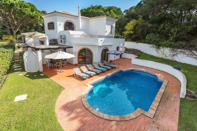 Čudovita 5-zvezdična vila z zasebnim bazenom, Faro Villa 1037