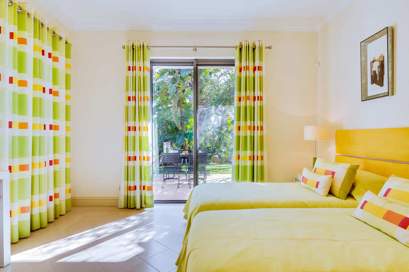 Vam in vaši družini bo všeč ta vila s 5 zvezdicami in zasebnim bazenom v letovišču Quinta do Lago, vila Algarve 1039