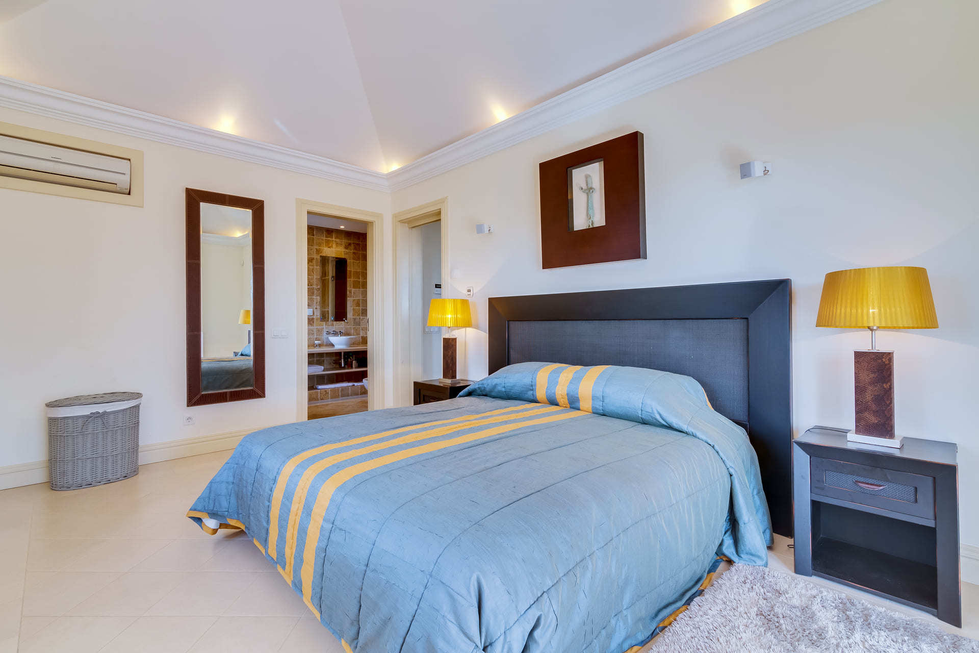Vam in vaši družini bo všeč ta vila s 5 zvezdicami in zasebnim bazenom v letovišču Quinta do Lago, vila Algarve 1039
