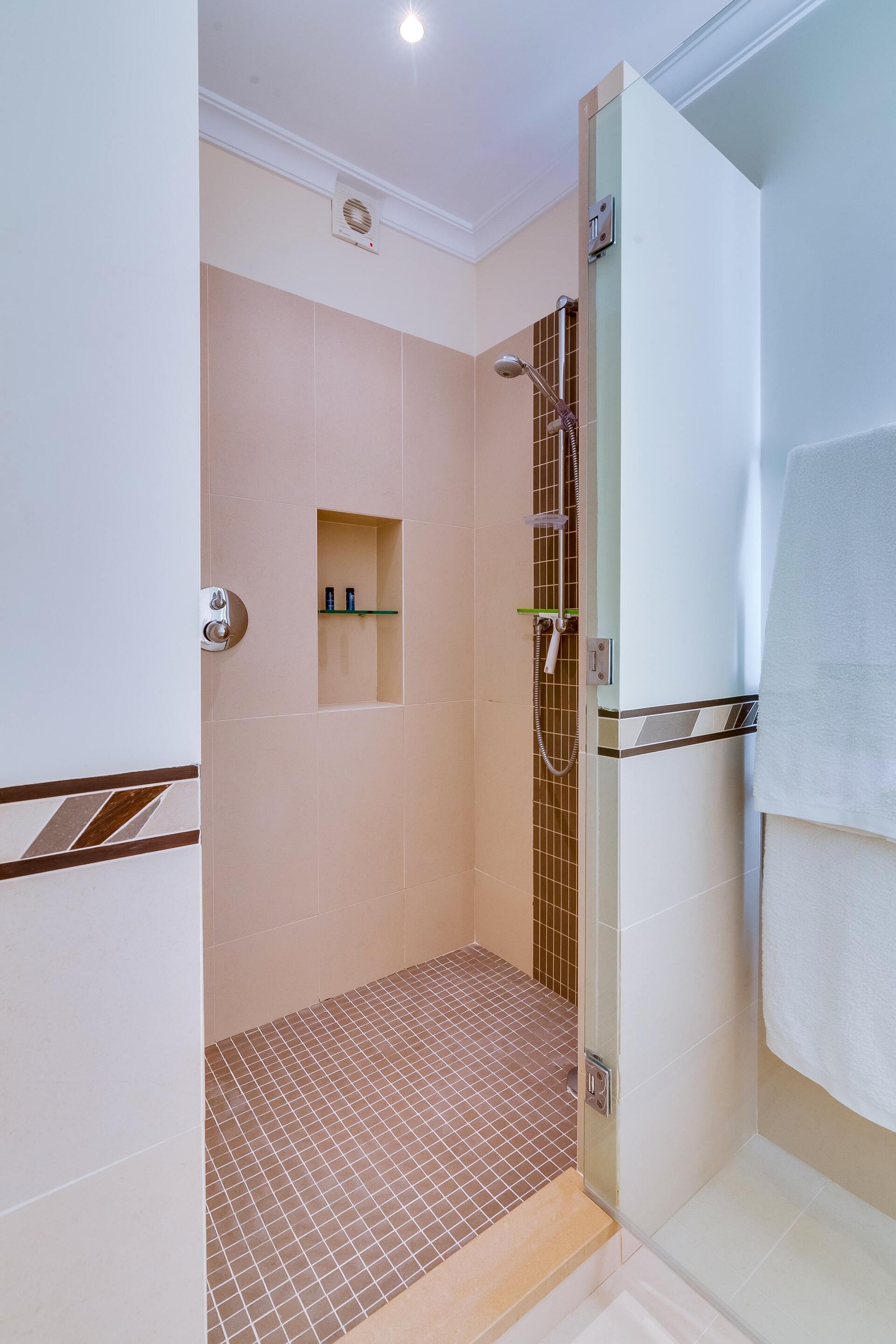 Vaši družini bo všeč zasebni bazen v vaši luksuzni zasebni vili v letovišču Vale Do Lobo, vila Algarve 1050