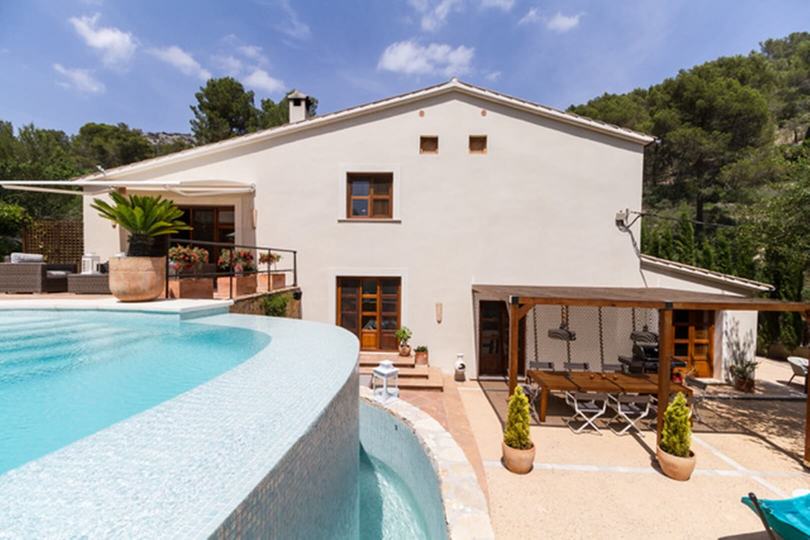 Vaš pobeg na otok, Balearski otoki Vila 1480