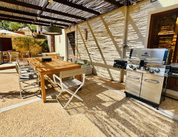 Vaš pobeg na otok, Balearski otoki Vila 1480