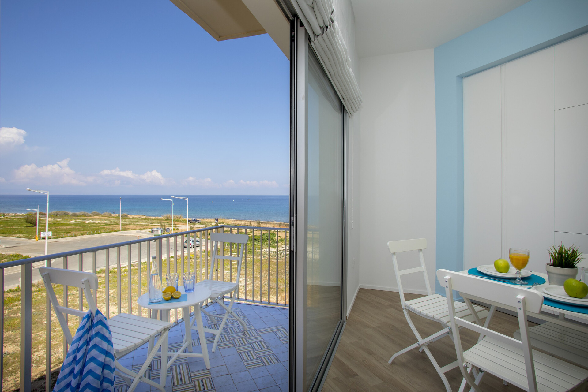 Predstavljajte si, da vi in vaša družina najamete to popolno počitniško stanovanje nekaj minut od plaže, Protaras Apartma 1408
