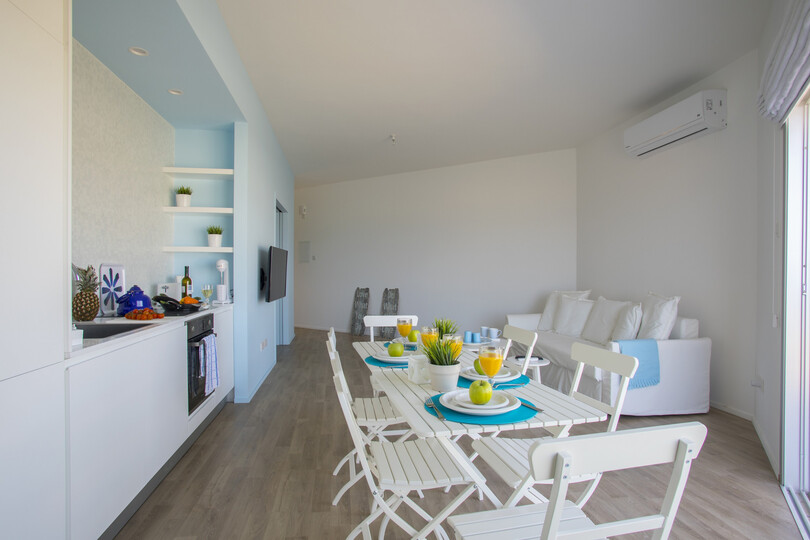 Predstavljajte si, da vi in vaša družina najamete to popolno počitniško stanovanje nekaj minut od plaže, Protaras Apartma 1408
