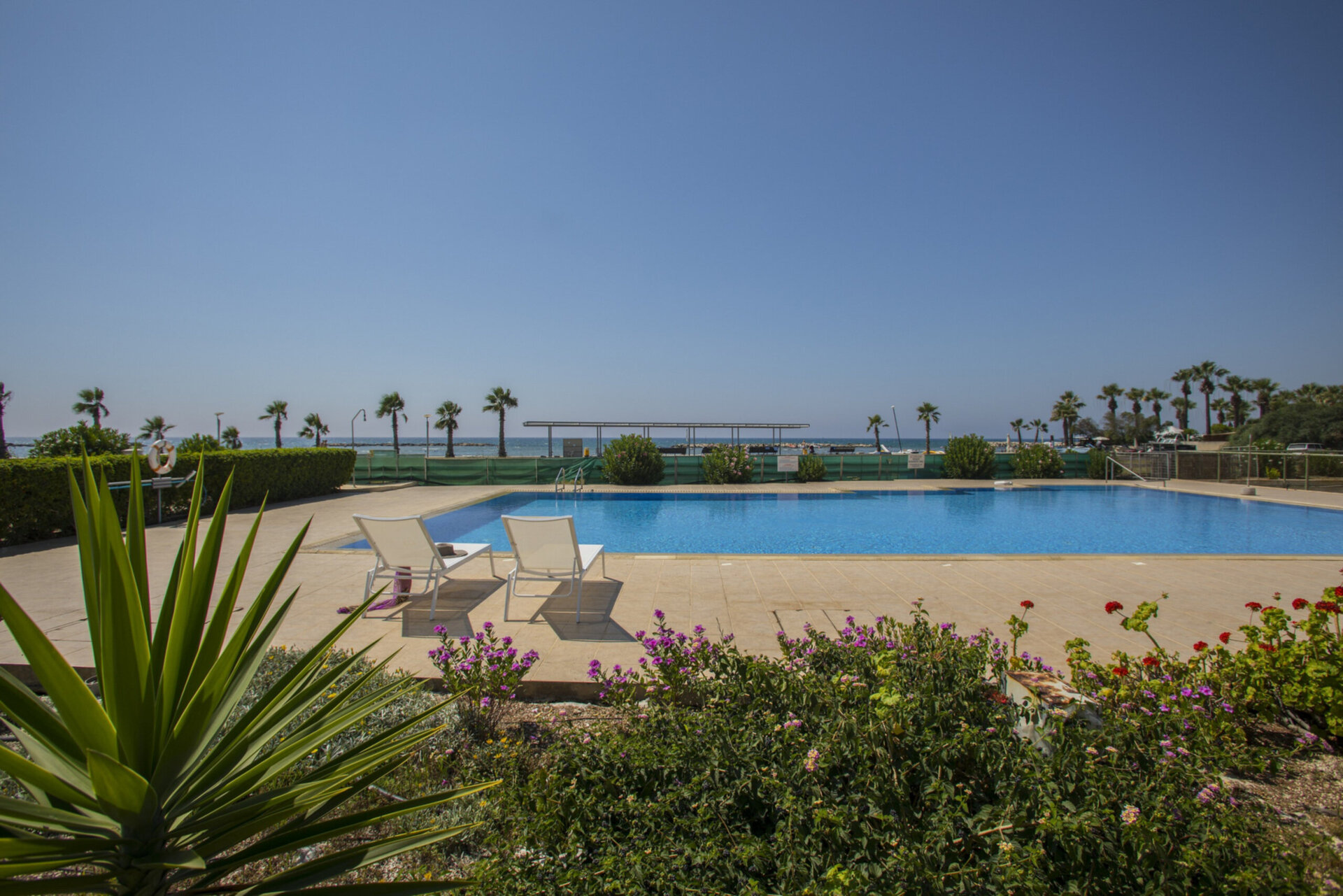 Predstavljajte si, da vi in vaša družina najamete to popolno počitniško stanovanje nekaj minut od plaže, Larnaca Apartma 1383