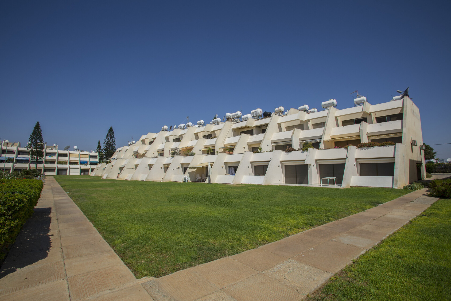 Predstavljajte si, da vi in vaša družina najamete to popolno počitniško stanovanje nekaj minut od plaže, Larnaca Apartma 1383