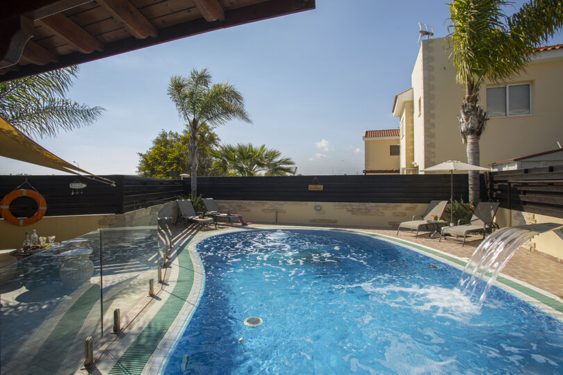 Vam in vaši družini bo všeč ta vila blizu čudovitega mesta Ayia Napa, vila Ayia Napa 1365