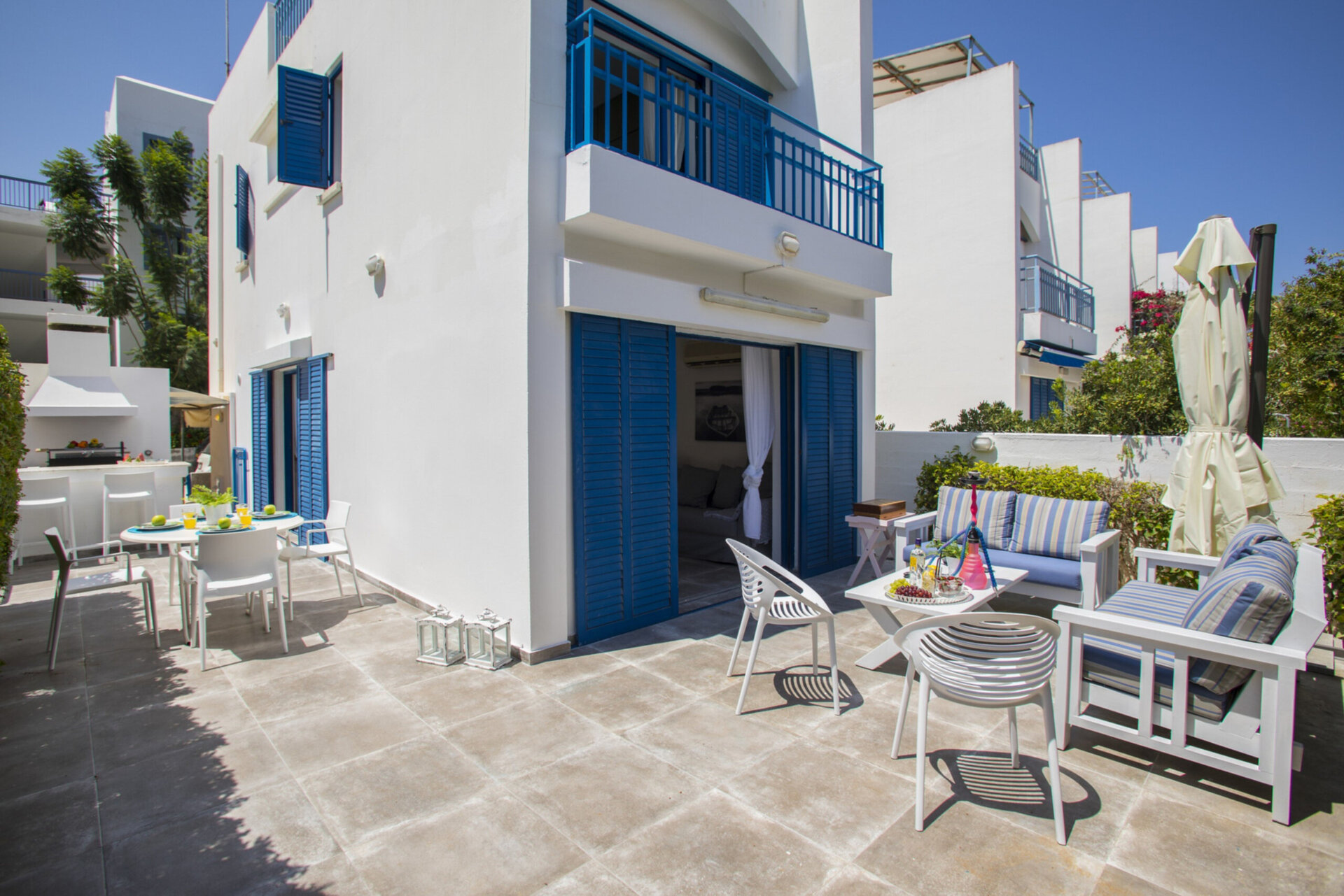Predstavljajte si, da vaša družina najame to luksuzno vilo le nekaj minut od zaliva Fig Tree Bay, vila Protaras 1426