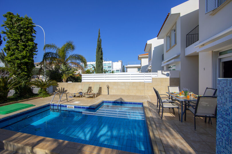 Vam in vaši družini bo všeč ta vila s 5 zvezdicami in zasebnim bazenom v bližini zaliva Fig Tree Bay, vila Protaras 1430