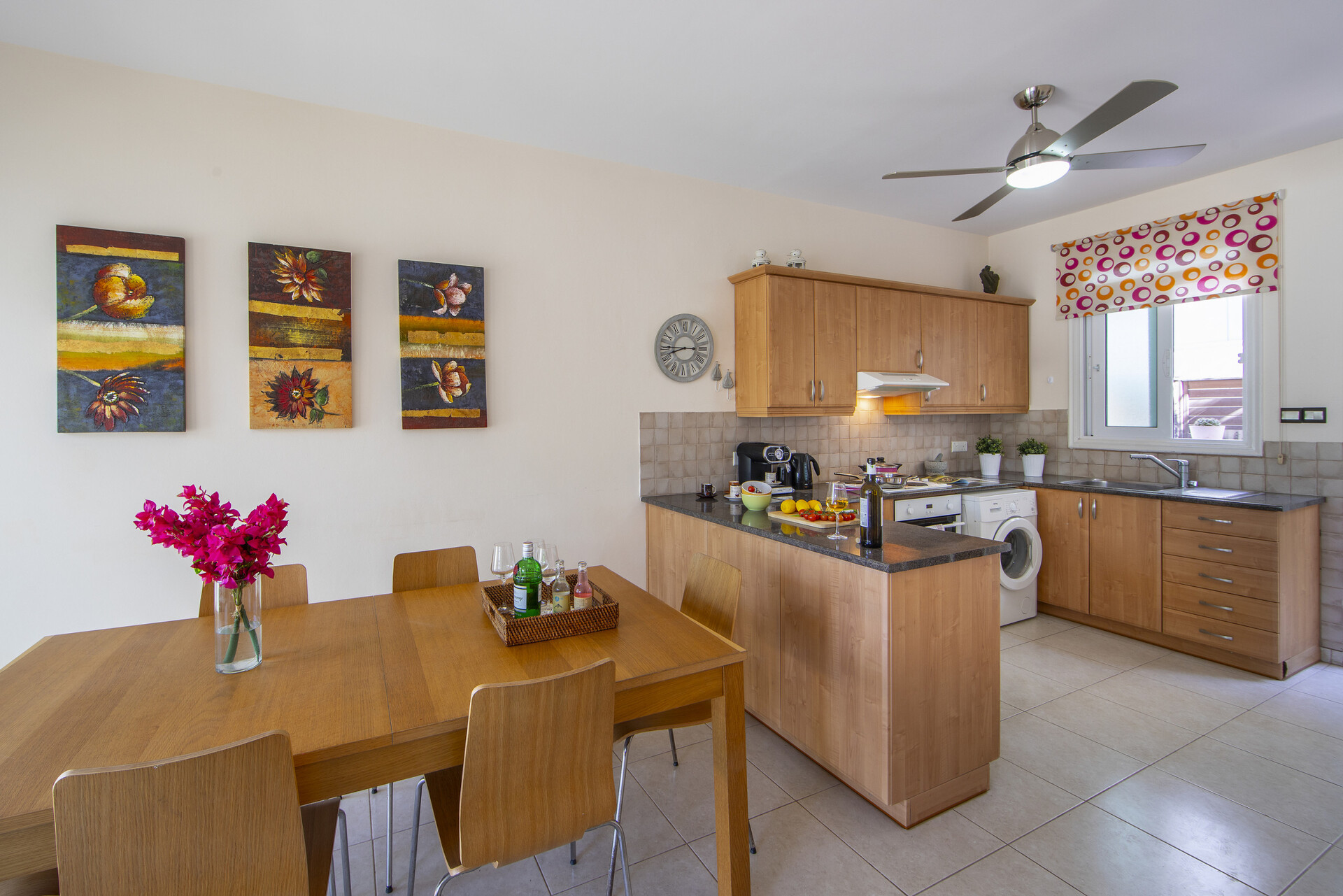Vam in vaši družini bo všeč ta vila s 5 zvezdicami in zasebnim bazenom v bližini zaliva Fig Tree Bay, vila Protaras 1430