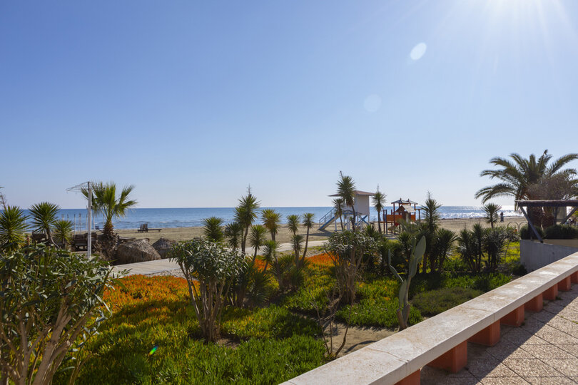 Predstavljajte si, da vi in vaša družina najamete to popolno stanovanje ob plaži, stanovanje Larnaca 1388