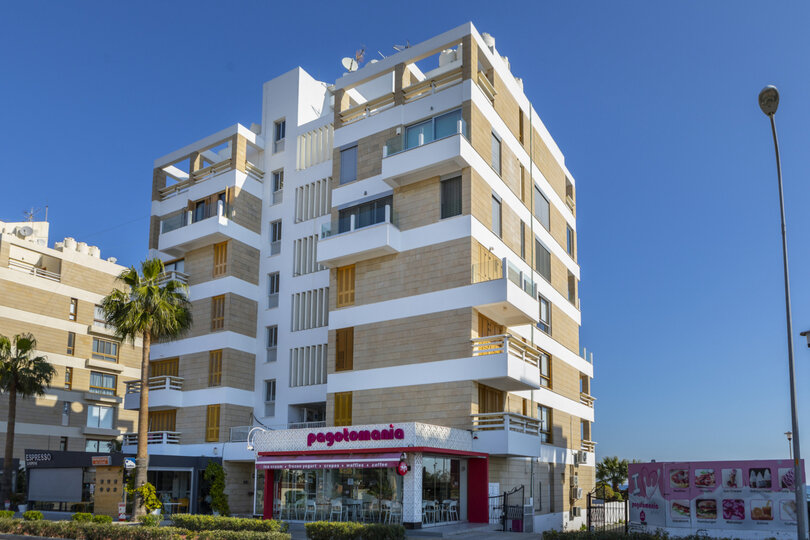 Predstavljajte si, da vi in vaša družina najamete to popolno stanovanje ob plaži, stanovanje Larnaca 1388