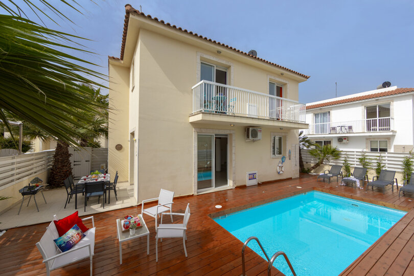 Vam in vaši družini bo všeč ta vila s 5 zvezdicami in zasebnim bazenom, Protaras Villa 1458
