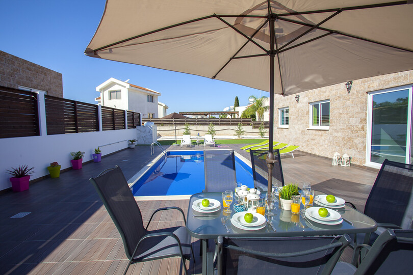 Vila s 5 zvezdicami in zasebnim bazenom, Protaras Villa 1482