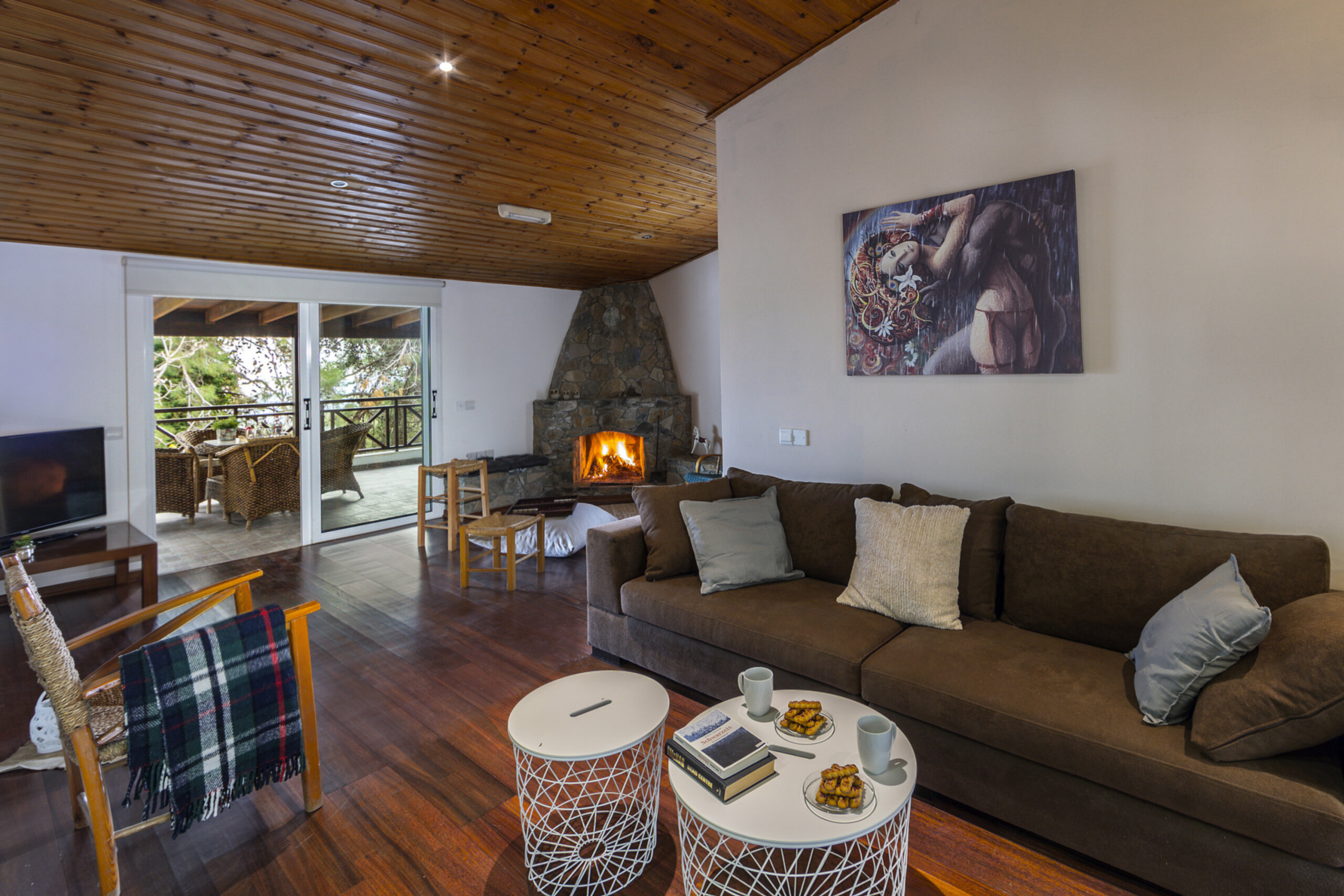 Vam in vaši družini bo všeč ta vila s 5 zvezdicami in pogledom na gozd, Limassol Villa 1001