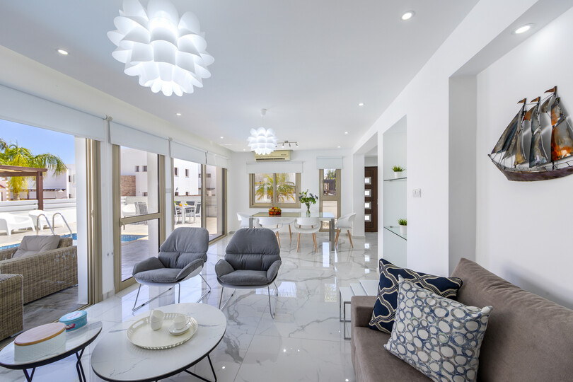 Vam in vaši družini bo všeč ta vila s 5 zvezdicami in zasebnim bazenom, Protaras Villa 1500